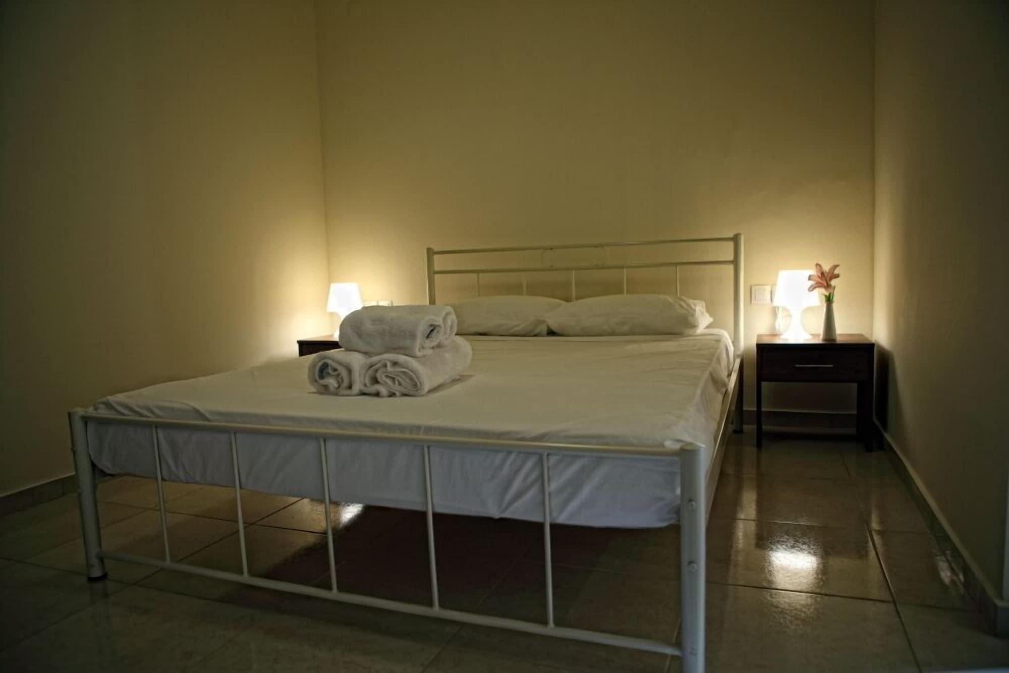 Niriides Beach Hotel Rethymno Rum bild